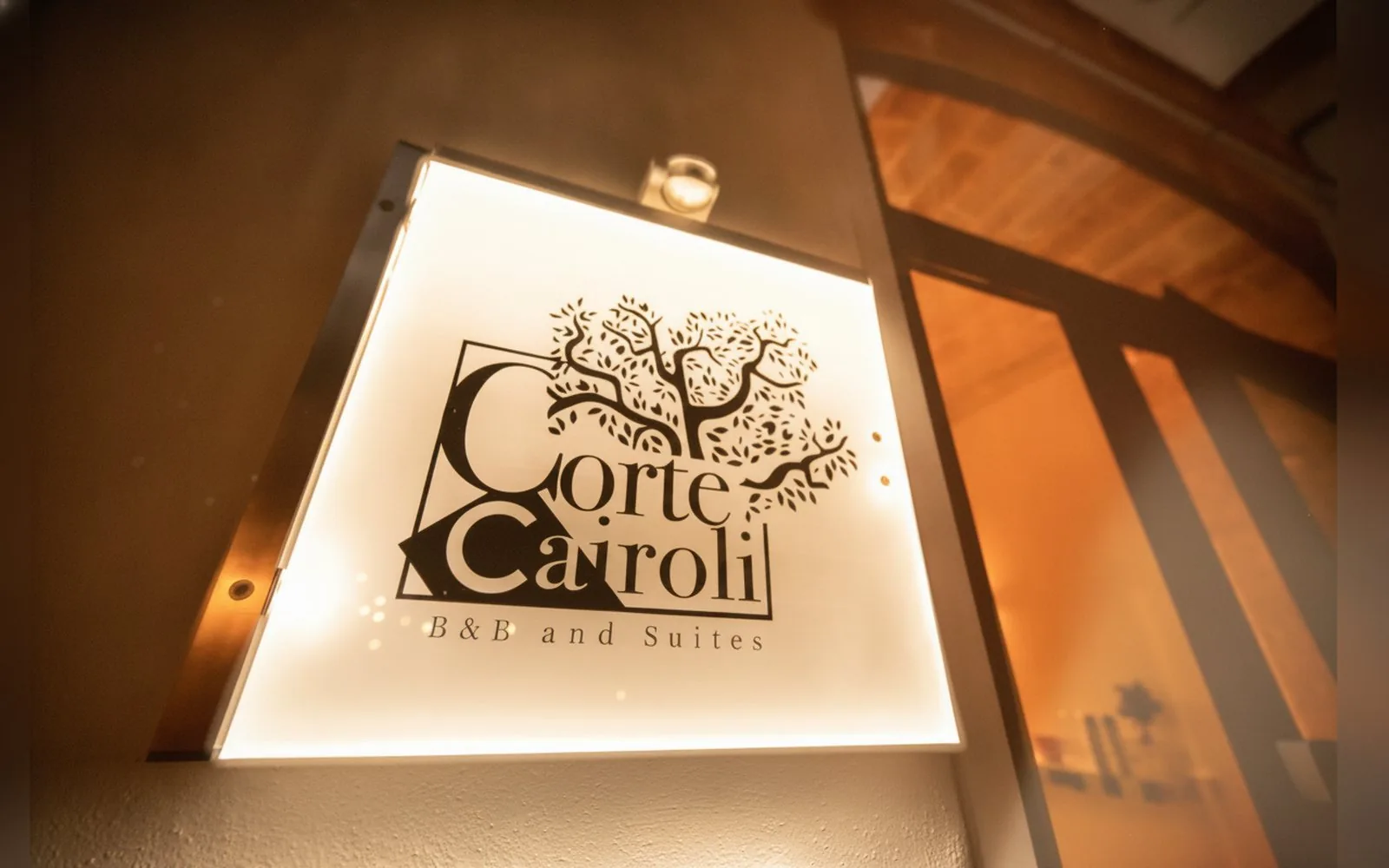 Corte Cairoli B&B and Suites — B&B nel centro di Modugno, a 8 km da Bari, 